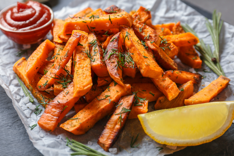Low-Calorie Snacks For Weight Loss, Baked sweet potato fries