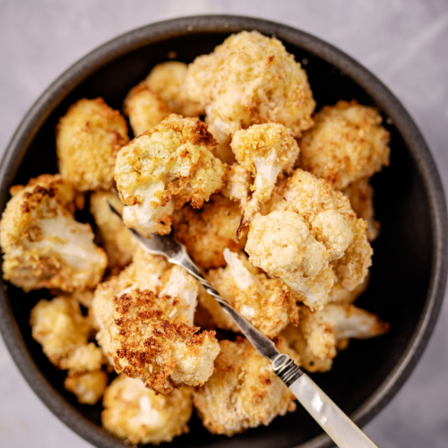 Low-Calorie Snacks For Weight Loss, Cauliflower popcorn (roasted cauliflower florets)