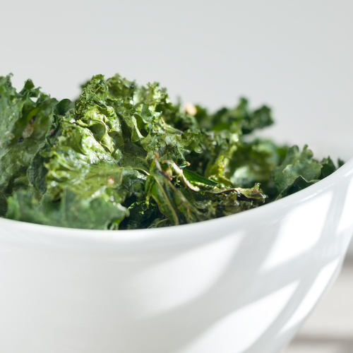 Low-Calorie Snacks For Weight Loss, Kale chips (baked with a dash of olive oil)