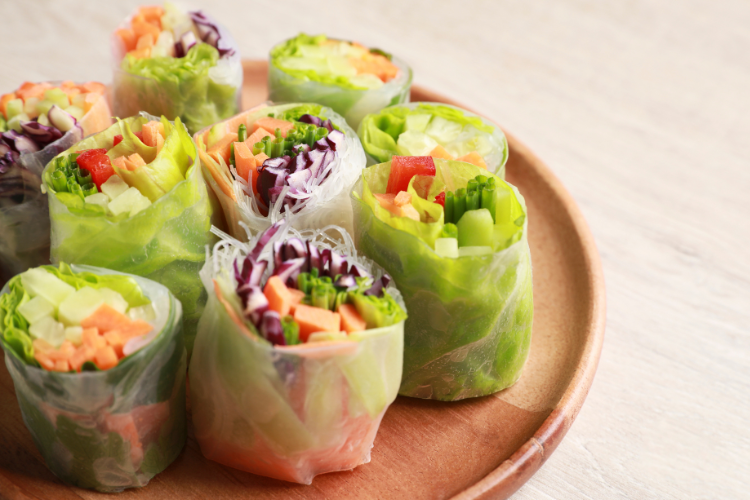 Low-Calorie Snacks For Weight Loss, Rice paper rolls with veggies and tofu