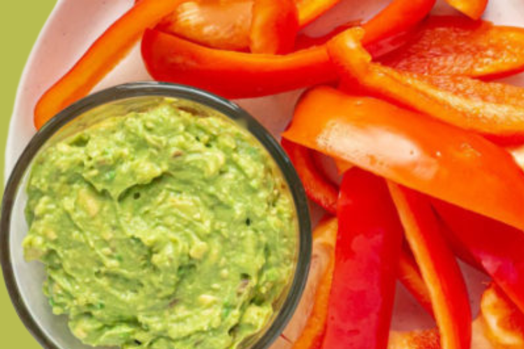 Low-Calorie Snacks For Weight Loss, Sliced bell peppers with guacamole
