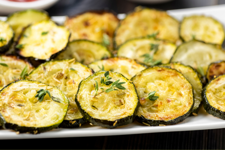 Low-Calorie Snacks For Weight Loss, Zucchini chips (baked or air-fried)